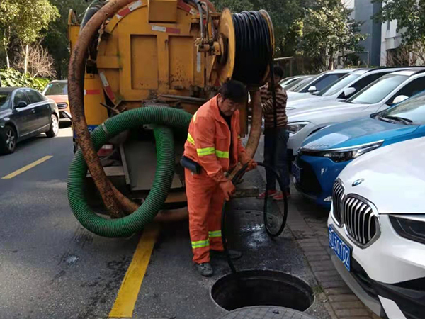 文殊镇排污管道清淤