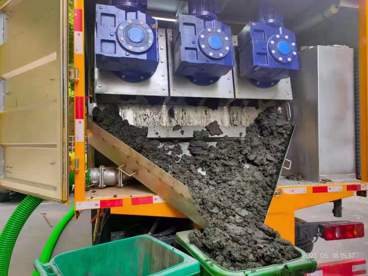 文殊镇化粪池清掏城市维护站-泥浆净化干湿分离处理